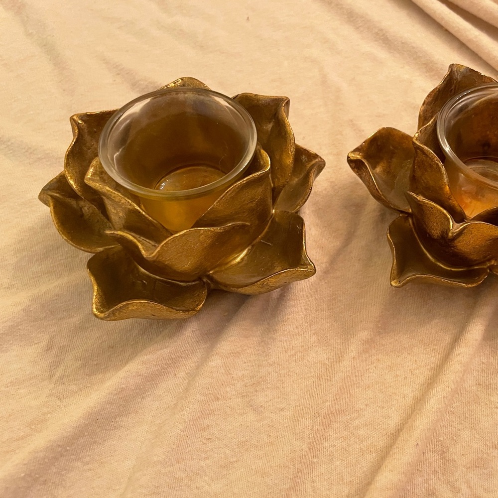 2 Gold rose tea light holders